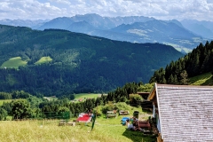 Aussicht von der Schwandalpe am Berg Grünten im Oberallgäu